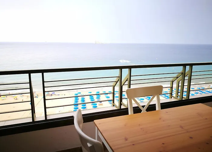 Playa De Levante *frente Al Mar* * Бенидорм